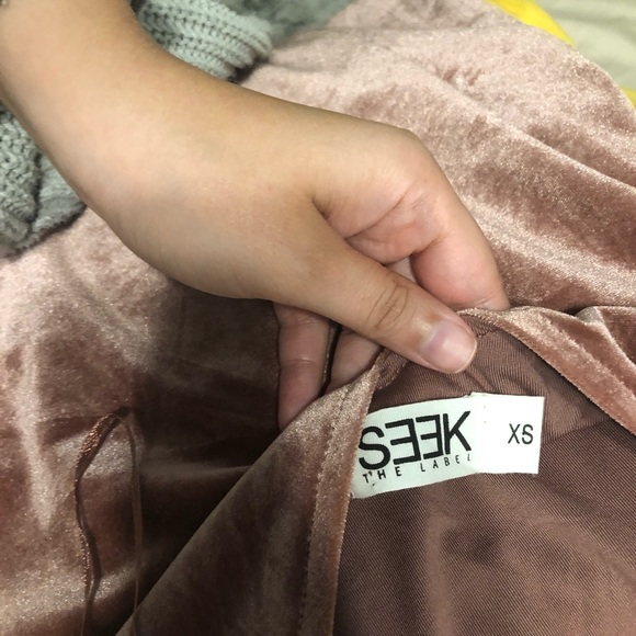 LF SEEK Pink velour slip dress - Picture 3 of 3